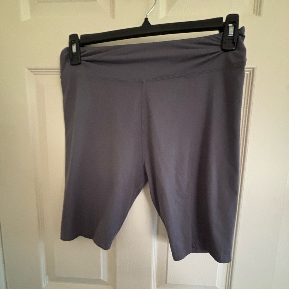 COPY - Gray bike shorts size plus one size​